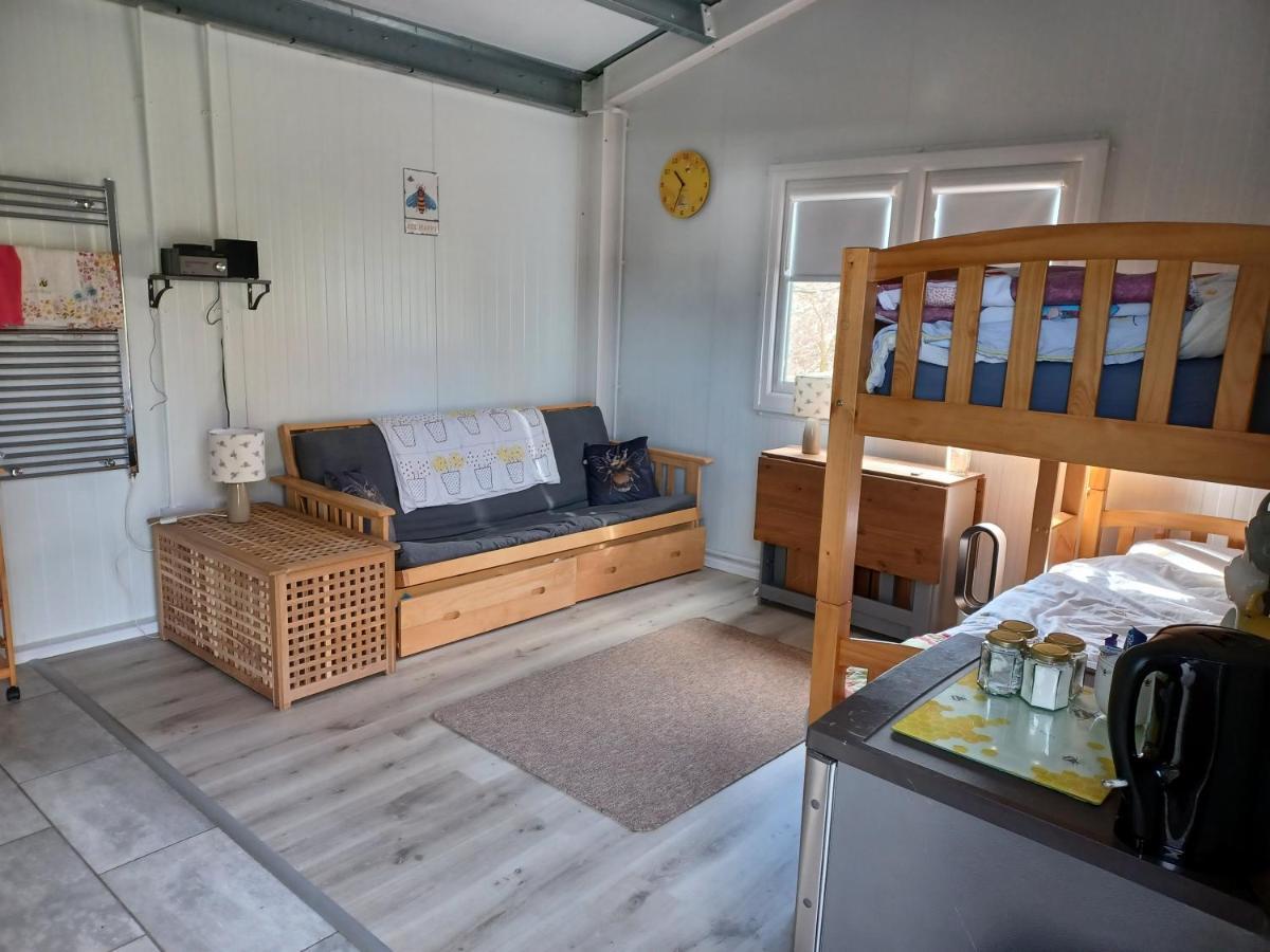 Mill Brae Fishery B-Bothy Buckie Extérieur photo
